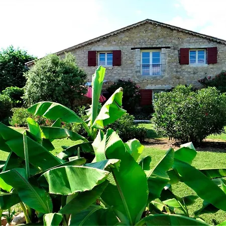 Le Moulin De Courlas بيت للعطل